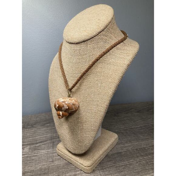 Artisan Real Sea Ocean Shell Rope Pendant Beach Necklace 15.5” - Picture 2 of 11